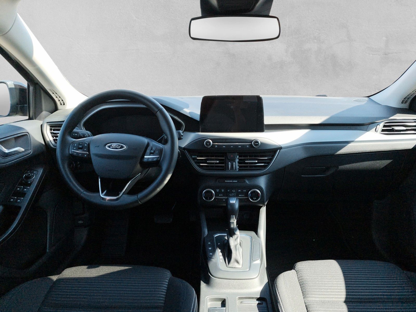 Fahrzeugabbildung Ford Focus Turnier Titanium
