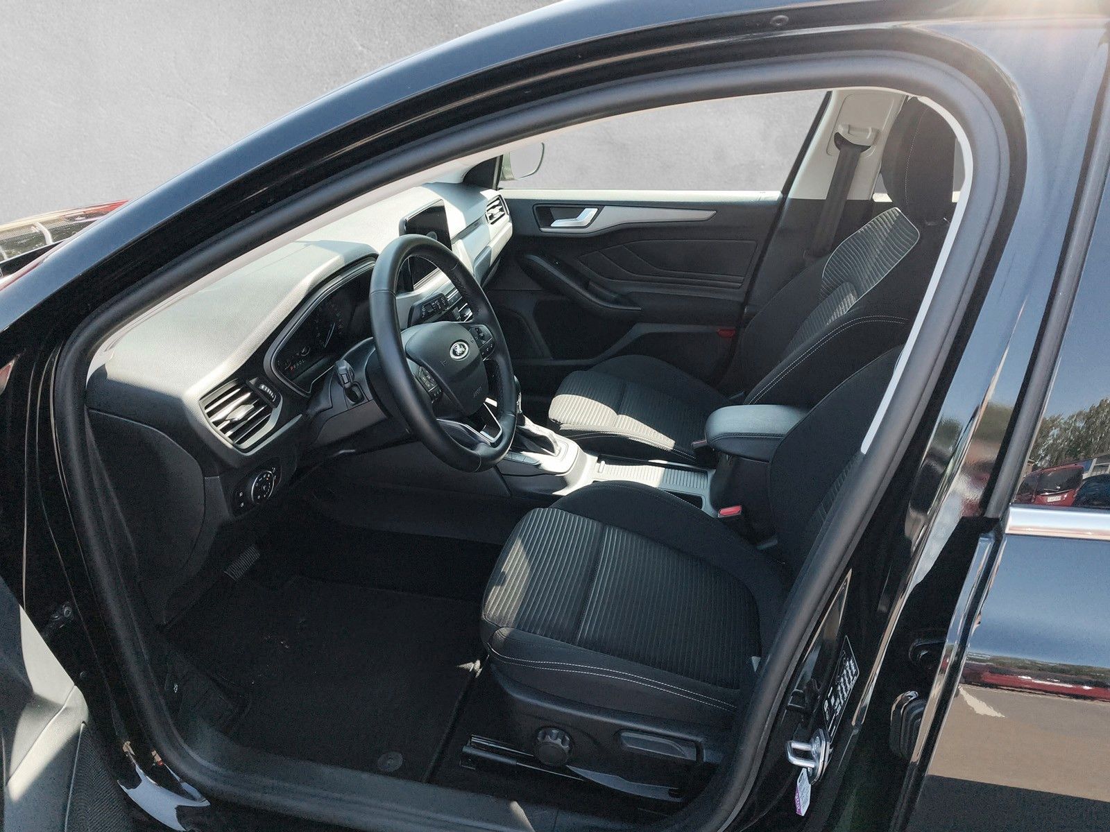 Fahrzeugabbildung Ford Focus Turnier Titanium