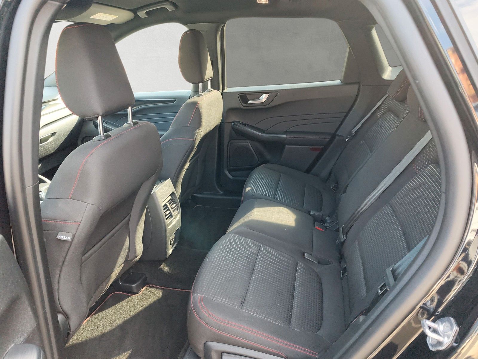 Fahrzeugabbildung Ford Kuga Plug-In Hybrid ST-Line