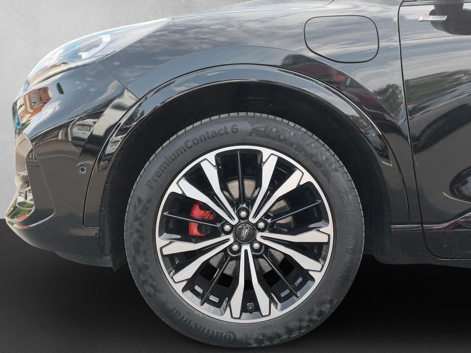 Fahrzeugabbildung Ford Kuga Plug-In Hybrid ST-Line