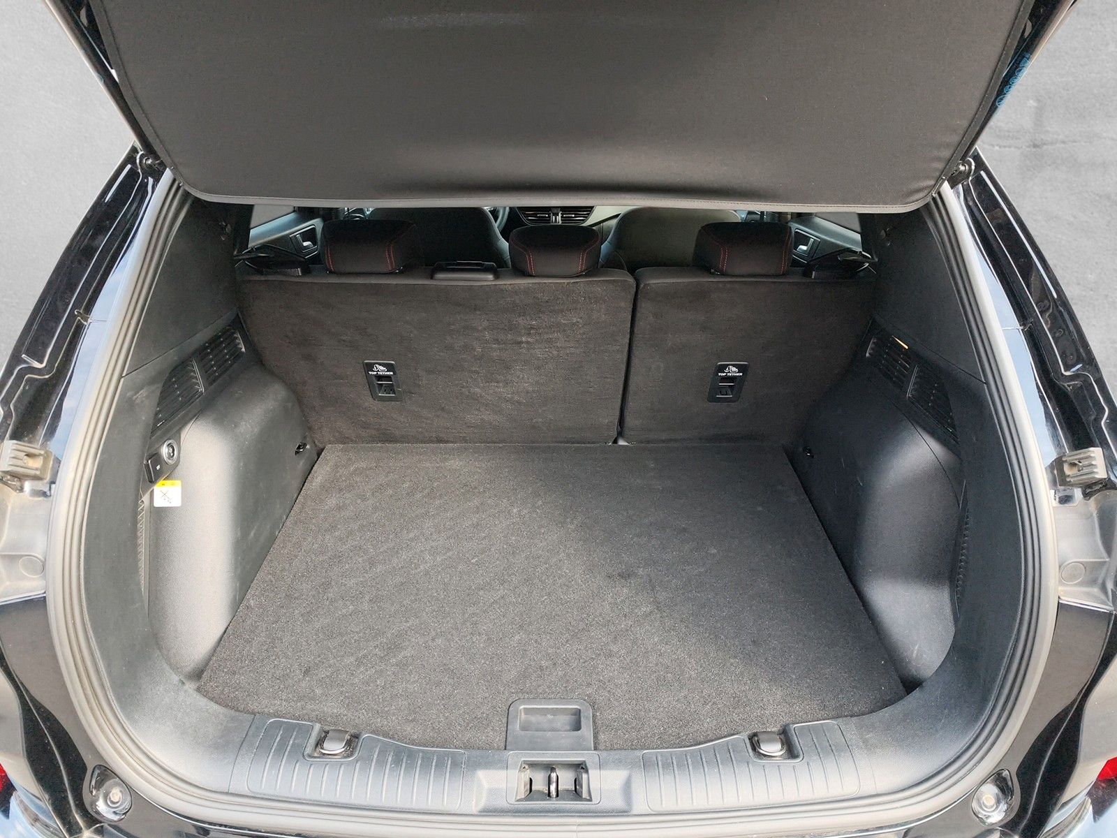 Fahrzeugabbildung Ford Kuga Plug-In Hybrid ST-Line
