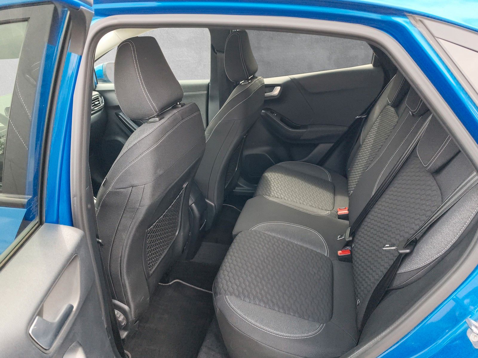Fahrzeugabbildung Ford Puma Titanium