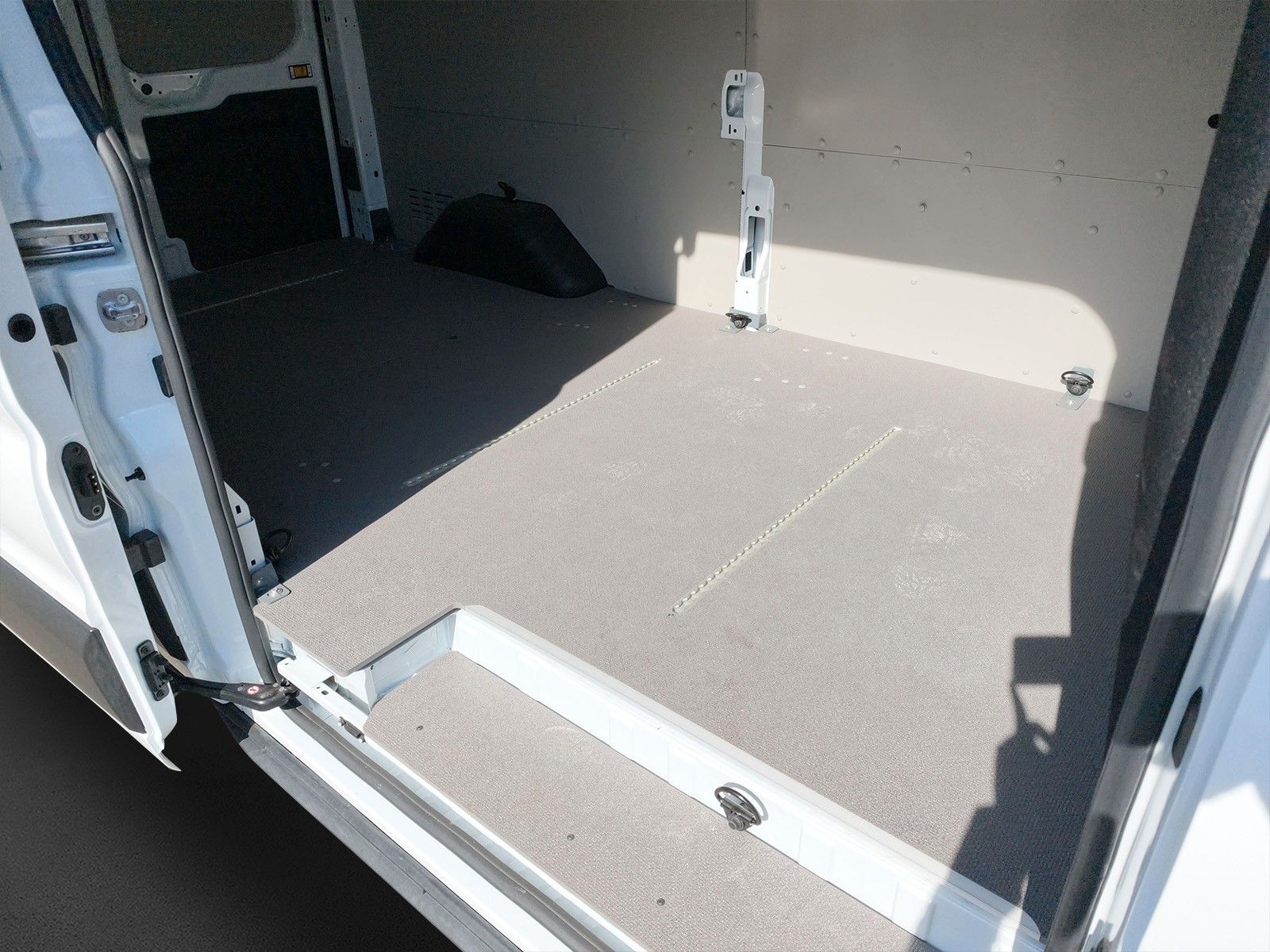 Fahrzeugabbildung Ford Transit Kasten E 350 L3 Trend