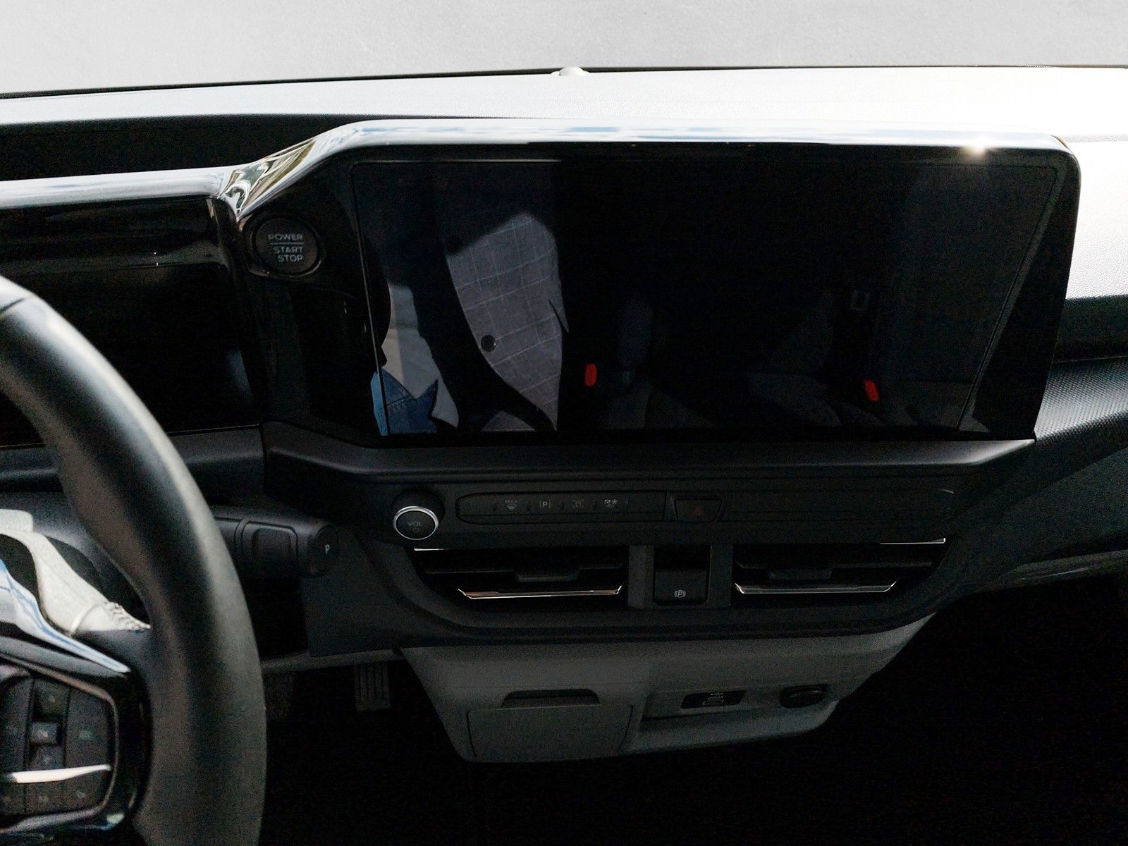 Fahrzeugabbildung Ford Transit Custom Kombi 340 L2 Plug-in Hybrid